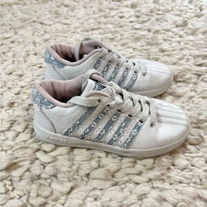 Girls K-Swiss White Light Blue Floral Sneakers Size 13 (Little Girl)